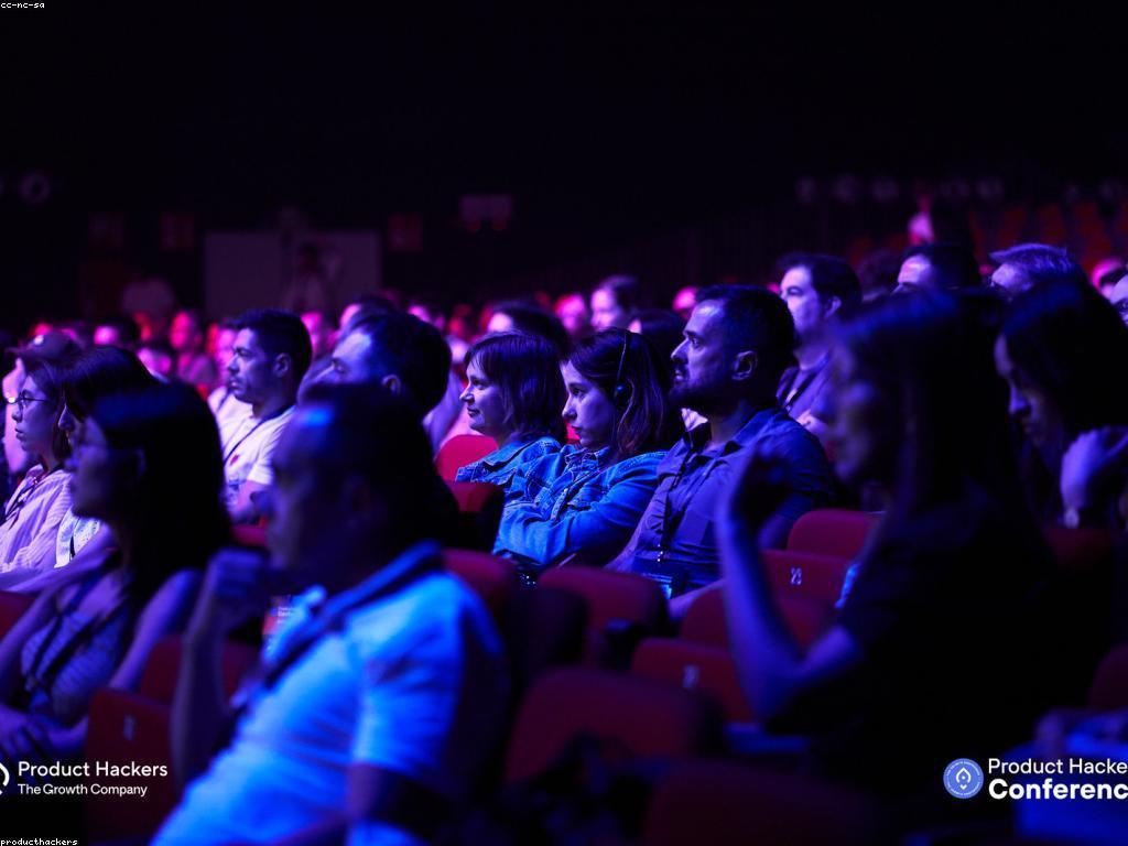 សារៈសំខាន់នៃការពិនិត្យក្រុមហ៊ុនក្នុងសេដ្ឋកិច្ចទំនាក់ទំនងប្រកួតប្រជែង